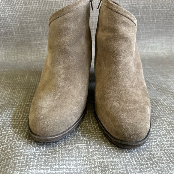 Lucky Brand Womens Salza Brown Tan Leather suede Block Heel Booties 9 Medium - Picture 4 of 15